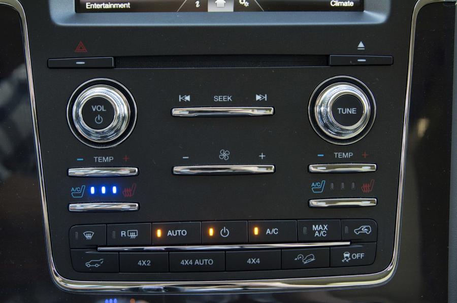  Lincoln Navigator 2014 года  (фото 57 из 61)